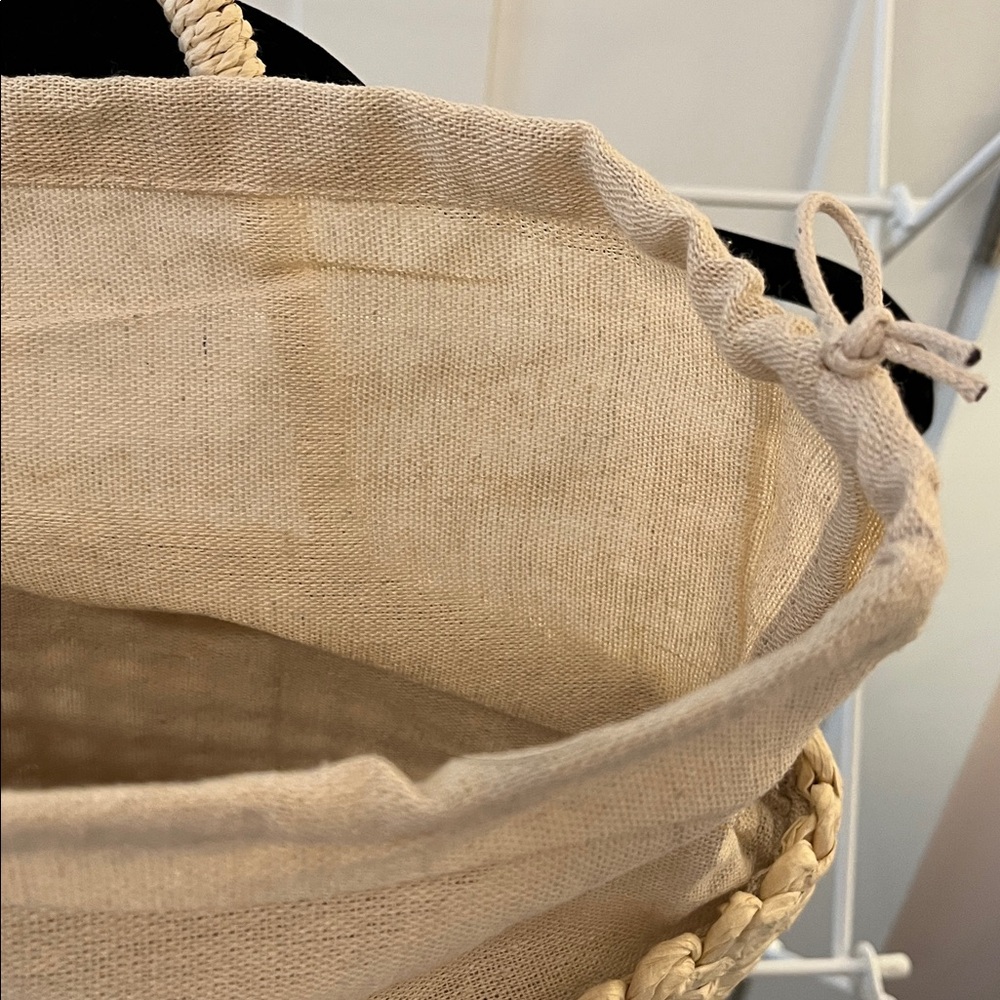 Woven Straw Tote Bag in Natural - Picture 3 of 6